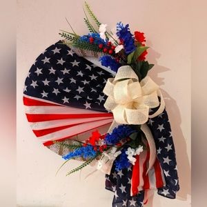 18 inch Festive Patriotic wreath